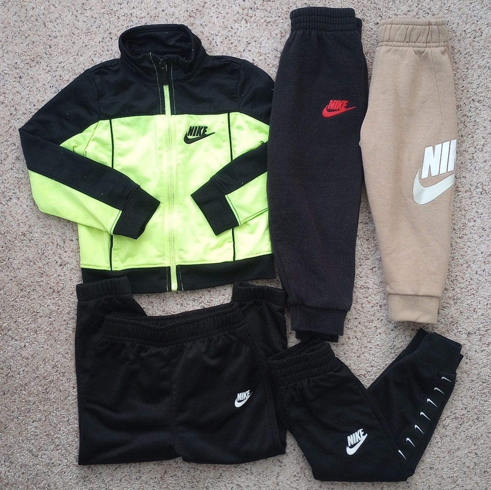 Nike Lot Jacket And Joggers